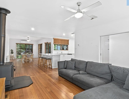 69 Hennessy Street, Tocumwal, NSW 2714, 4 Kuwarto, 2 Banyo, House