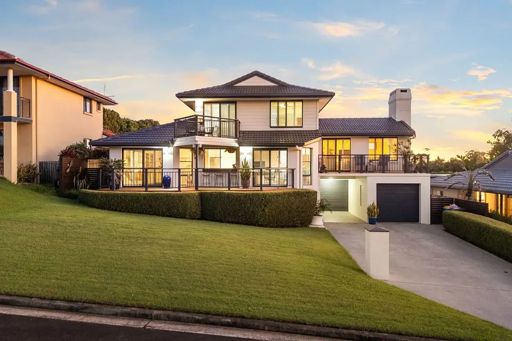 Lennox Head 3chambre Elevated coastal family home with sweeping ocean views