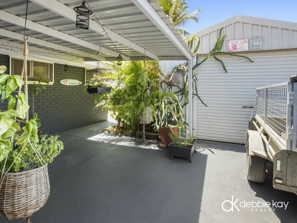 Pegs Creek 4침실 Immediate Rental Income - Future Owner-Occupier Tropical Retreat.