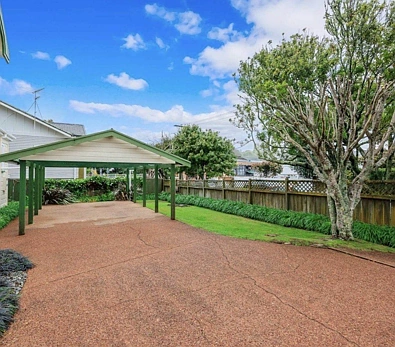 4 bedrooms house in double grammar zone !!!