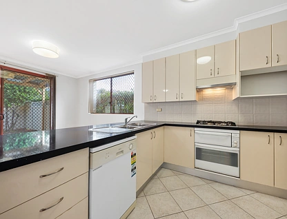 198/1-15 Fontenoy Road, Macquarie Park, Upper North Shore, 4 habitaciones, 2 baños, Townhouse