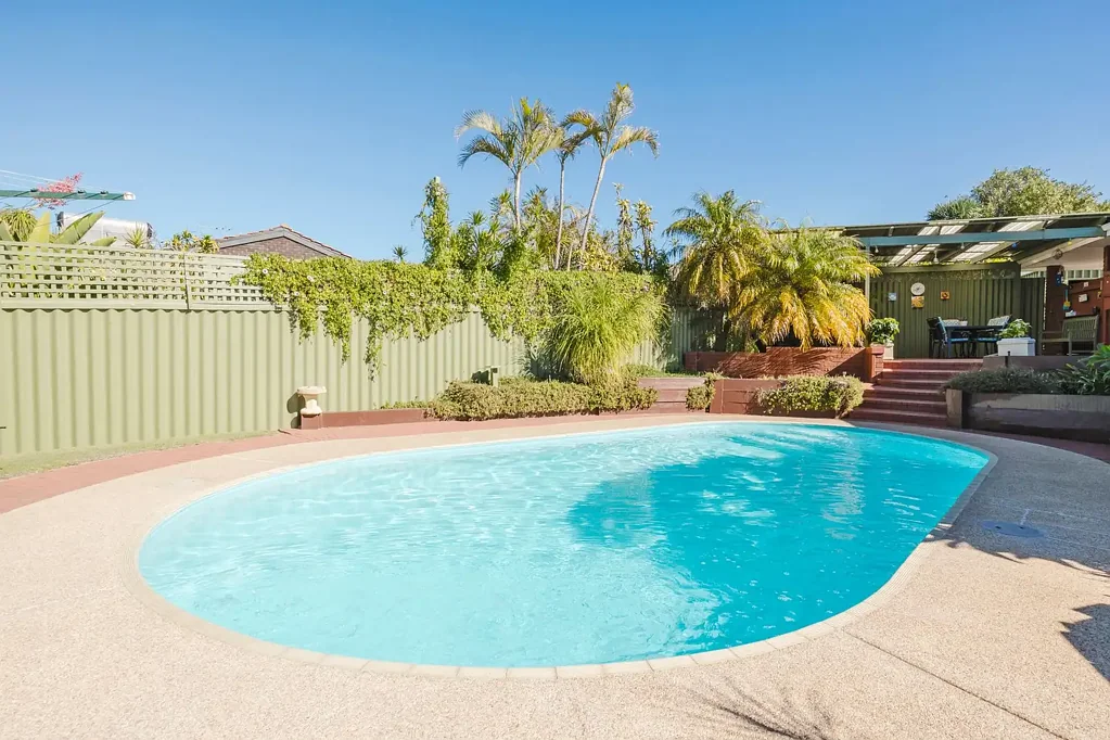 Craigie 3房  Offered for the First Time in 53 Years — A Truly Special Family Home