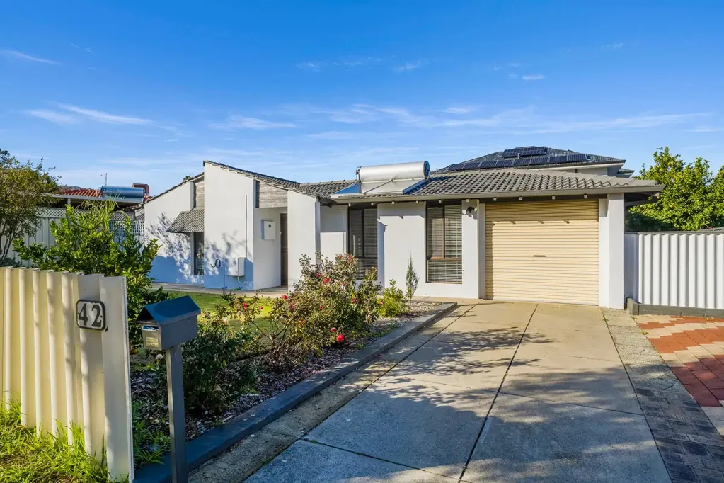 Forrestfield 3ਬੈੱਡਰੂਮ INVEST OR NEST BUT DON’T WAIT Low care and packed with features