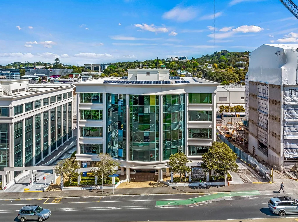Newmarket GROUND COST EFFECTIVE OFFICE CARLTON GORE ROAD