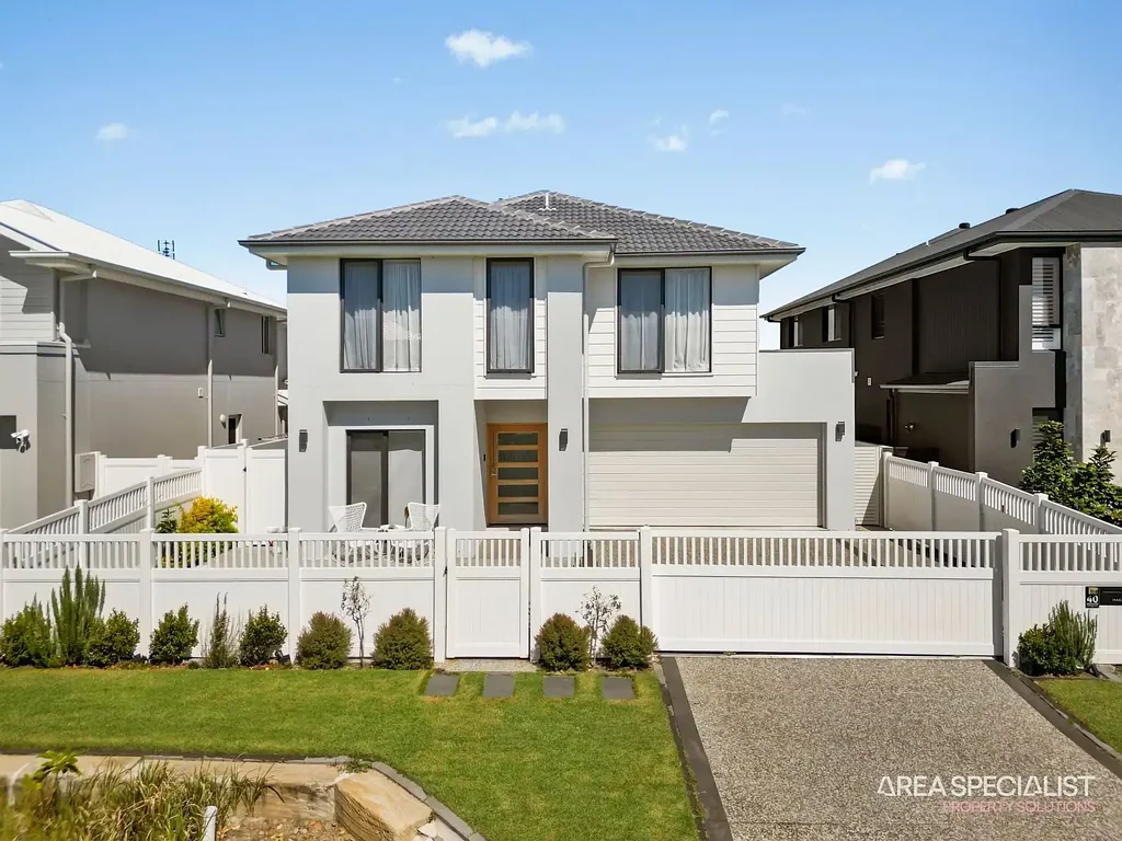 40 Hamilton Drive, Jacobs Well, QLD 4208