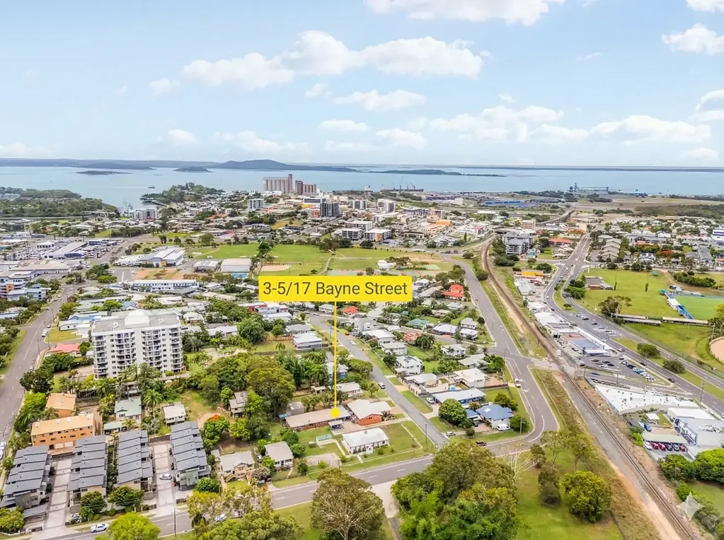 West Gladstone 6房  A Triple Income Opportunity - Tidy, Tenanted & Centrally Located