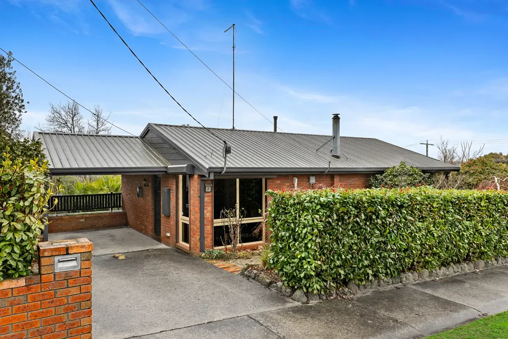 2 Magpie Street, Golden Point, VIC 3350