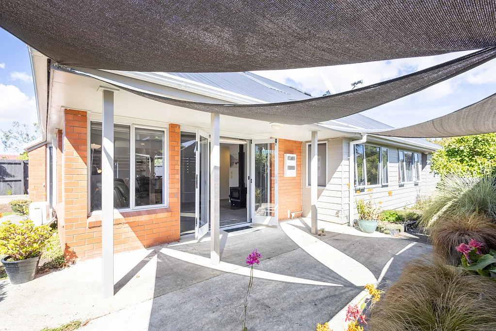 Dargaville 3房  Stylish Elegant Townhouse