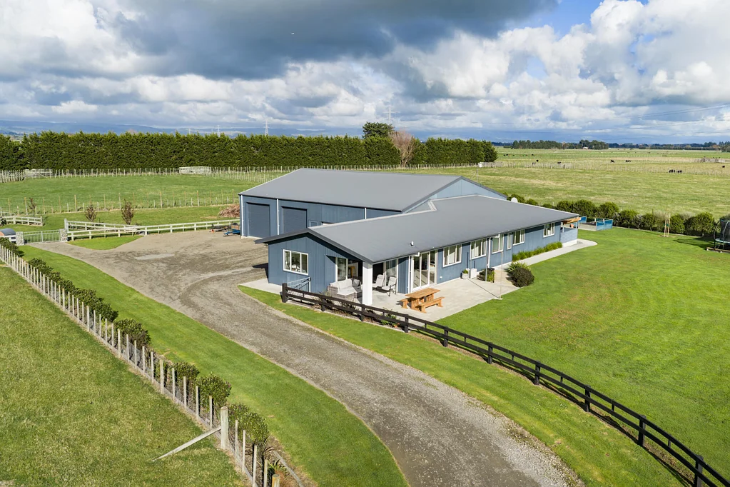 Feilding 3ห้องนอน Workshop and grazing - 1.15 ha