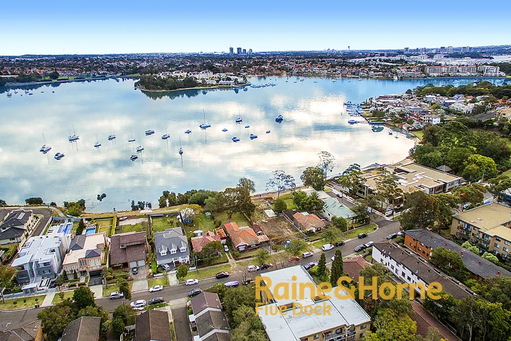 Rare waterside 2 bedroom Villa ~ Premiere Location