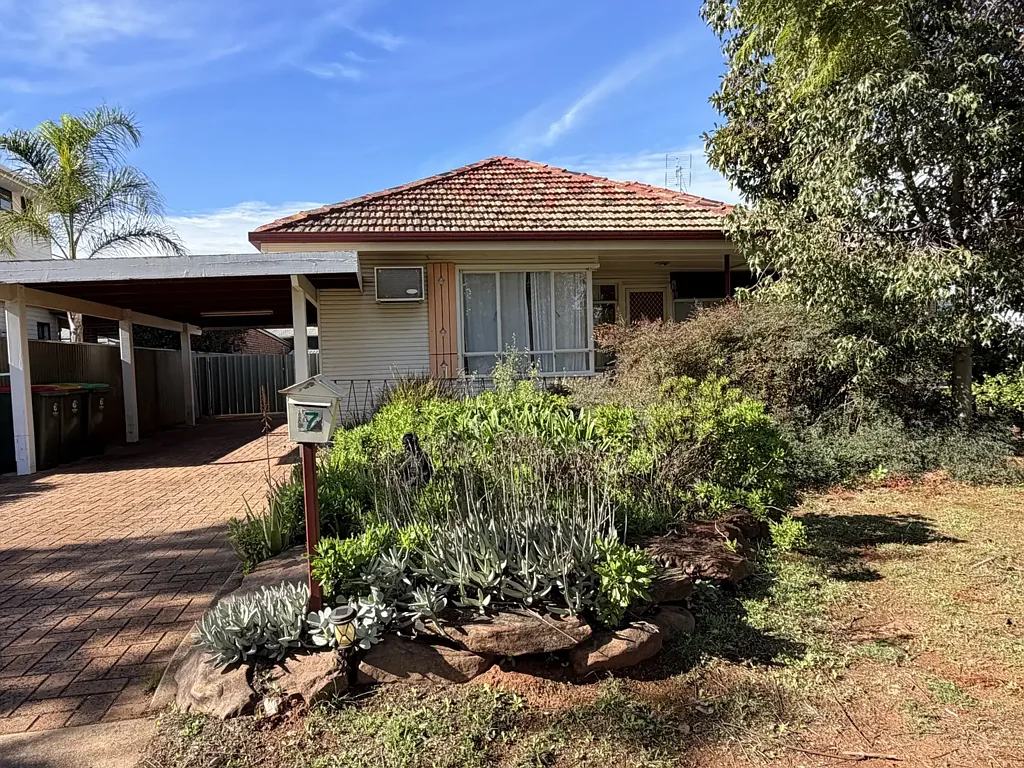 Ray White Real Estate Parkes