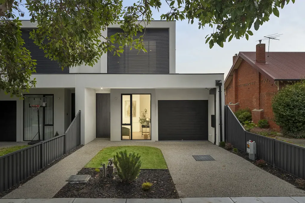 Ormond 4Kwarto Architecturally Designed Family Living In A Class Of Its Own!