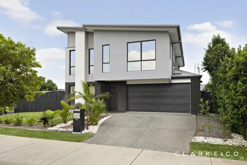 Chisholm 4Zimmer A WATERFORD ESTATE HOME DESIGNED TO IMPRESS!