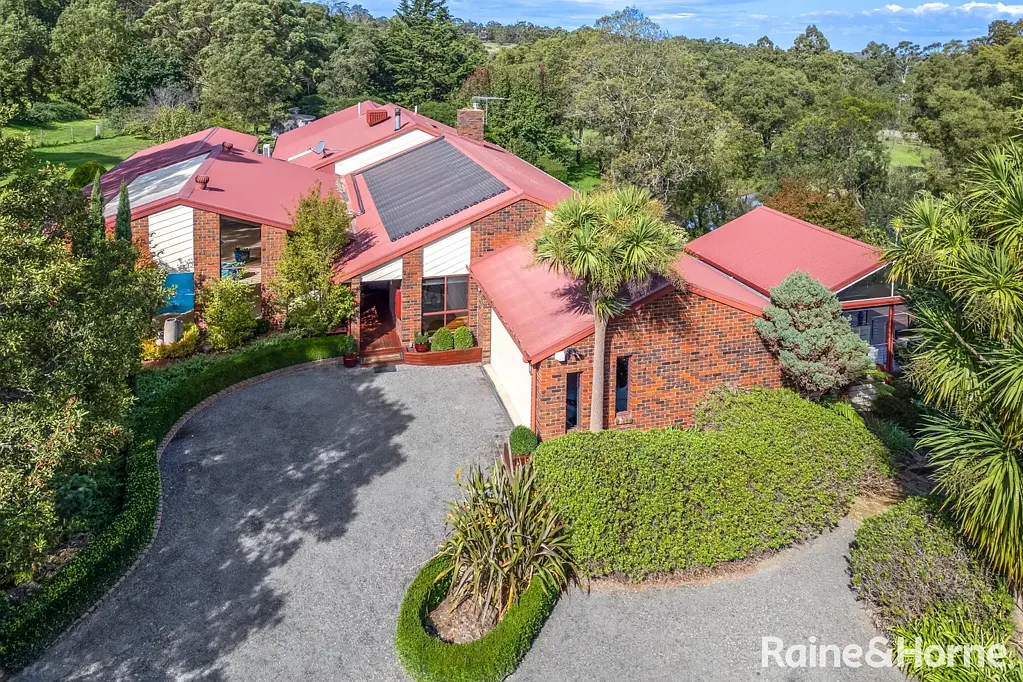 Gisborne 4房  Private Lifestyle Sanctuary on 4.1 Acres - Prime Location!