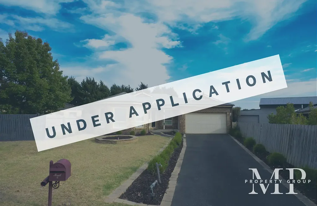 UNDER APPLICATION!!! Large Family Home in Quiet Cul-De-Sac
