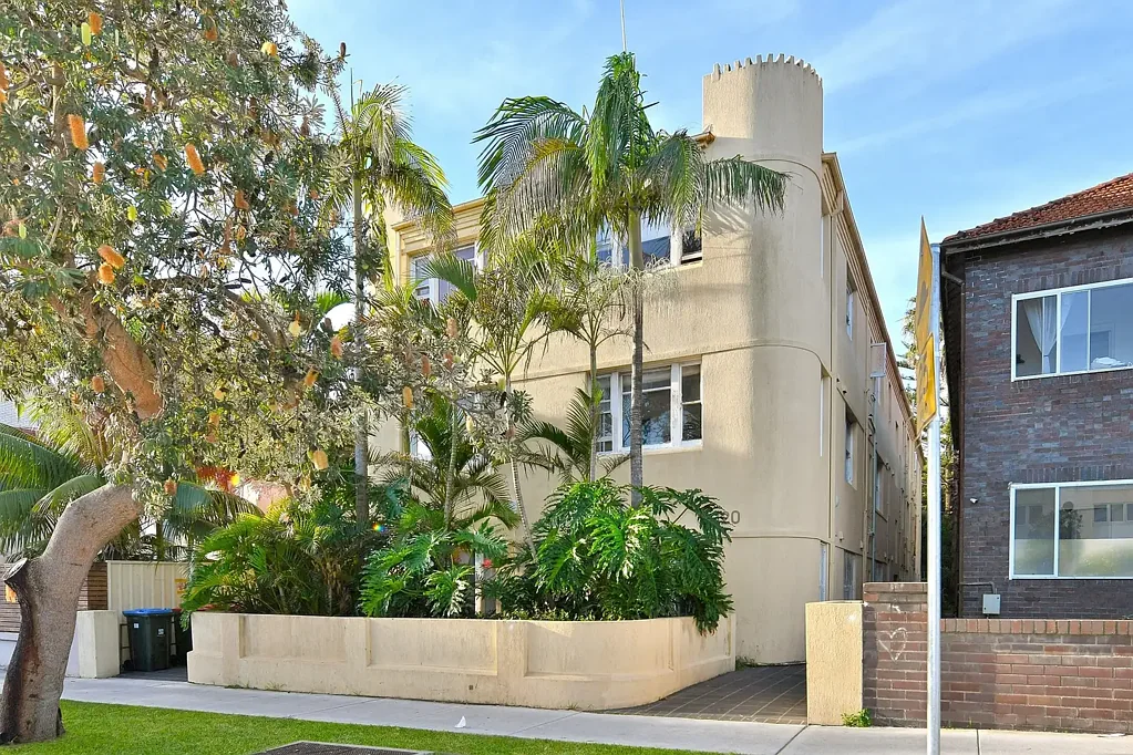 Bondi Beach 2 Bedroom Beachside Living in the Heart of Bondi