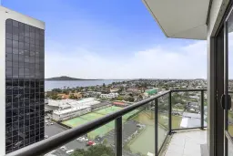 1112/9-17 Byron Avenue, Takapuna