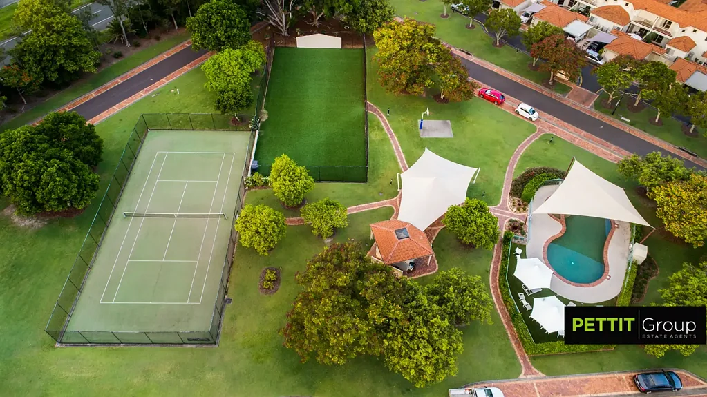 Hope Island 3 Slaapkamer A Luxurious Lifestyle By The Golf Course