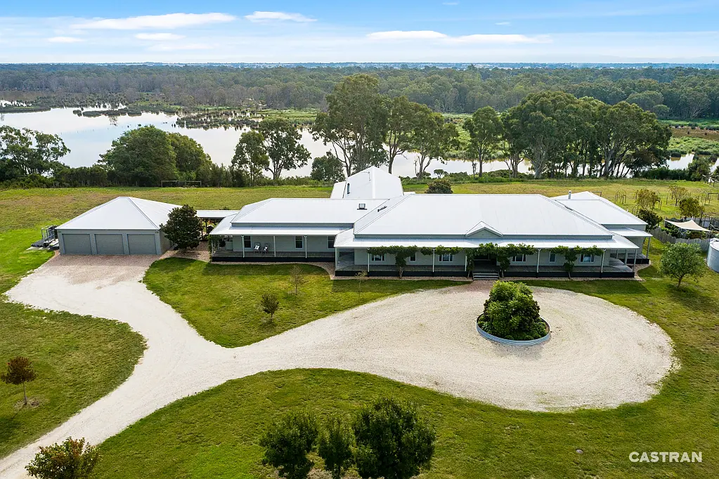 Longford Your Own Private Sanctuary With A Masterpiece Homestead And Guesthouse