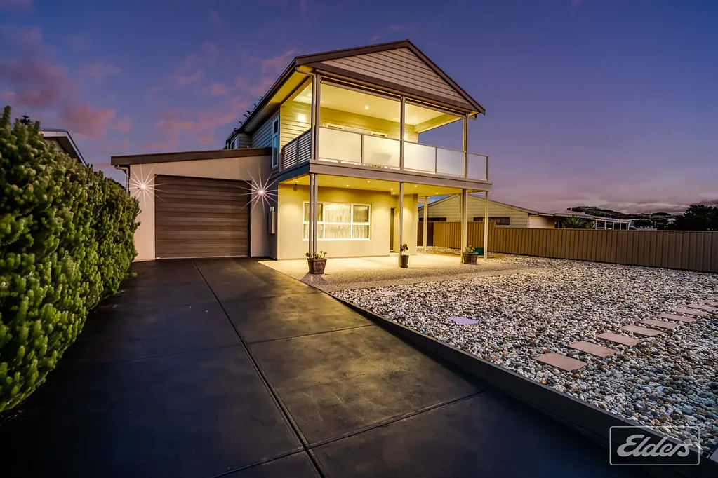18 Beach Road, Goolwa South, SA 5214