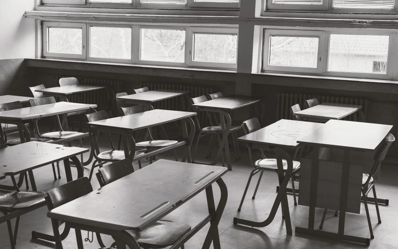 奥克兰中学现高度传播疾病，学生确诊，校园关闭