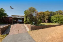 76 Giles Avenue, Padbury