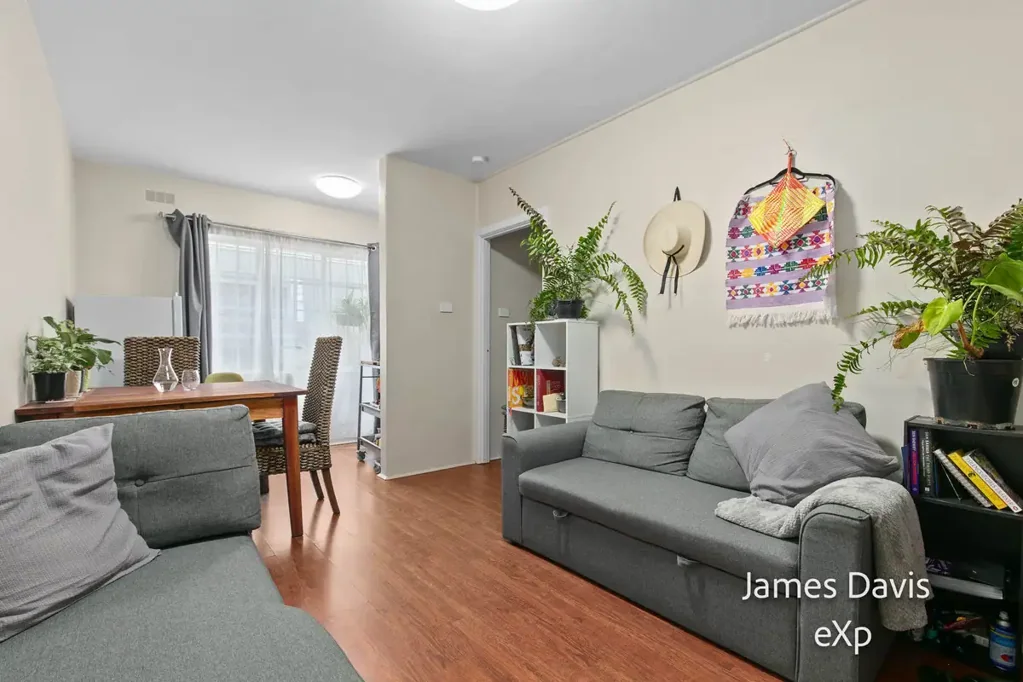 Collingwood 1chambre Light-Filled 1960s Apartment in Prime Collingwood Pocket