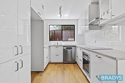 2/16 Charles Street, Queanbeyan