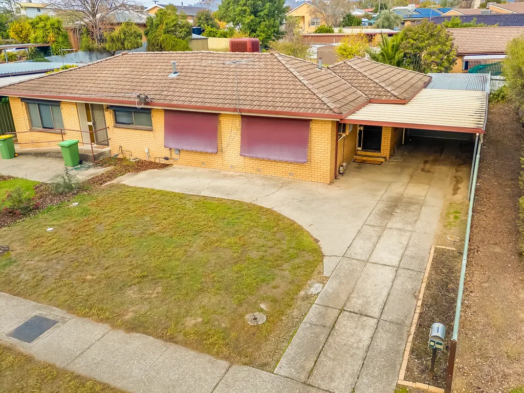 Wodonga 2房  Another Strata Titled Unit? Not this one!