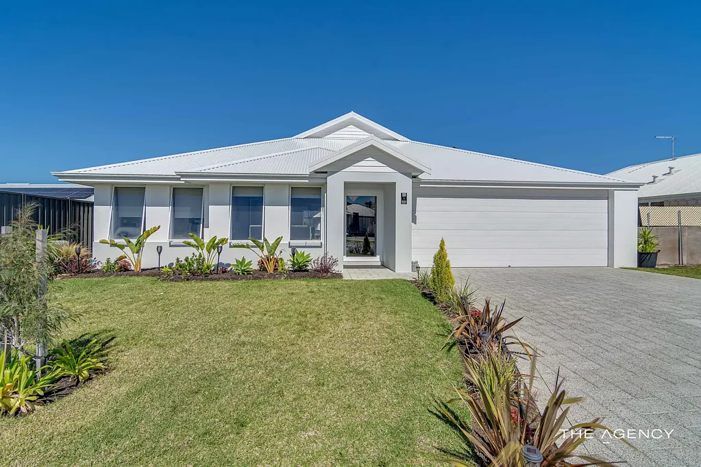 Ridgewood 3 Slaapkamer Nearly New on Newport