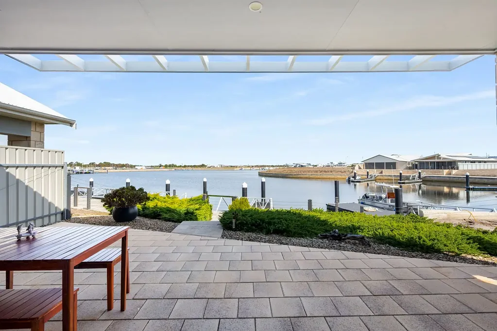 Cape Jaffa 3Moenga Paradise by your Private Pontoon!