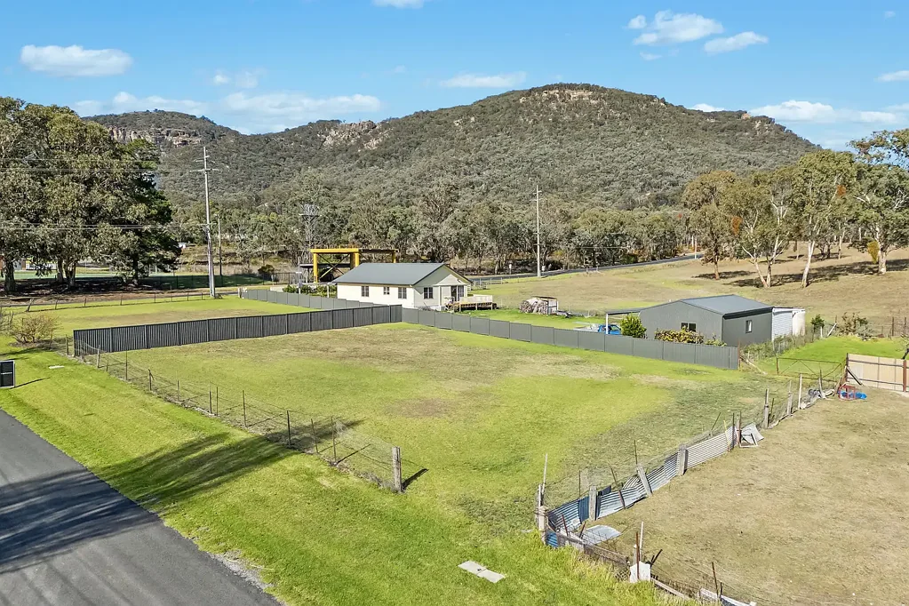Kandos Build Your Dream Home on the edge of Town!