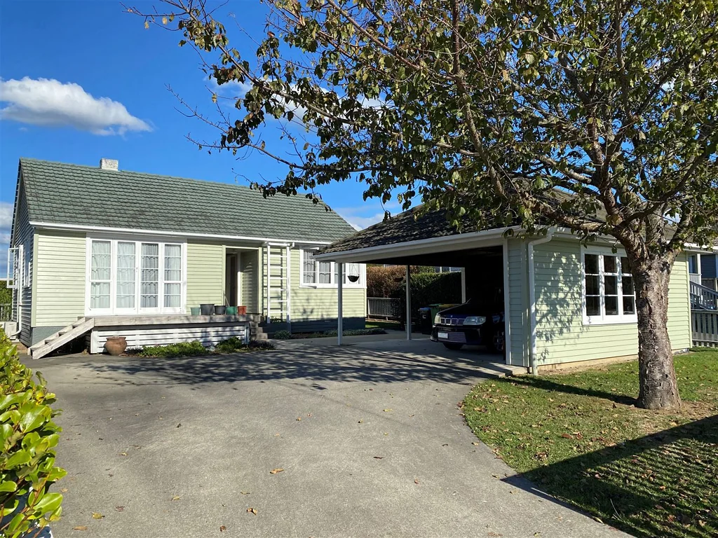 Te Awamutu 2房  Character, Charm & a Walk-to-Town Lifestyle