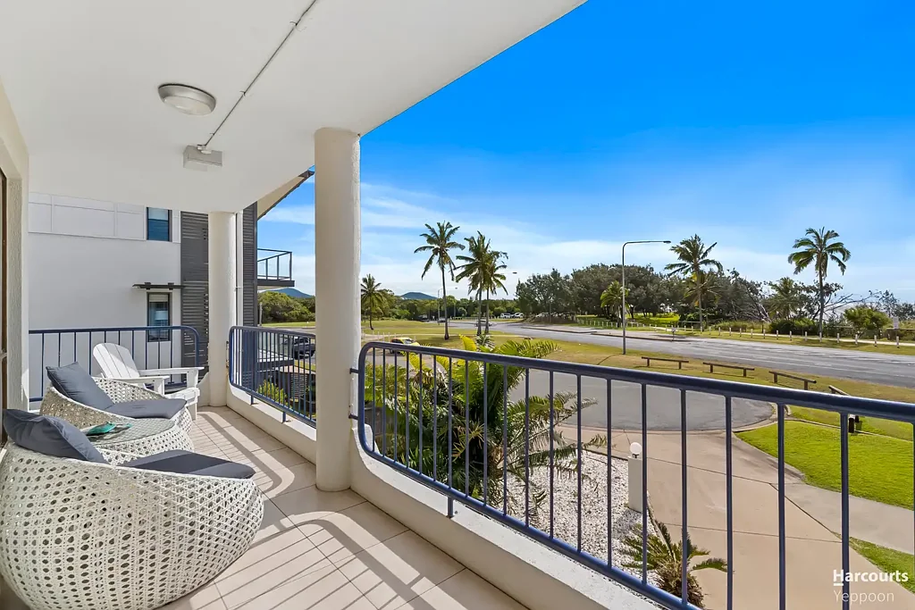 Lammermoor 3બેડરૂમ Coastal Bliss Awaits: Apartment with Stunning Lammermoor Beach Views