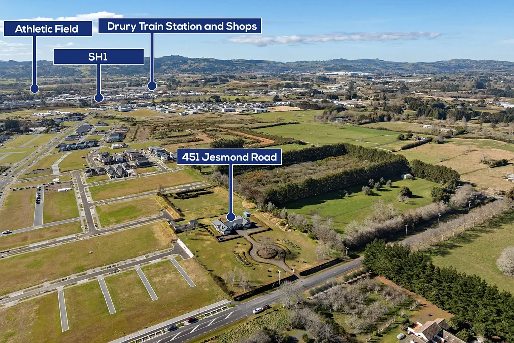 Karaka 4कमरा Luxury Estate & Land Opportunity in Drury West!