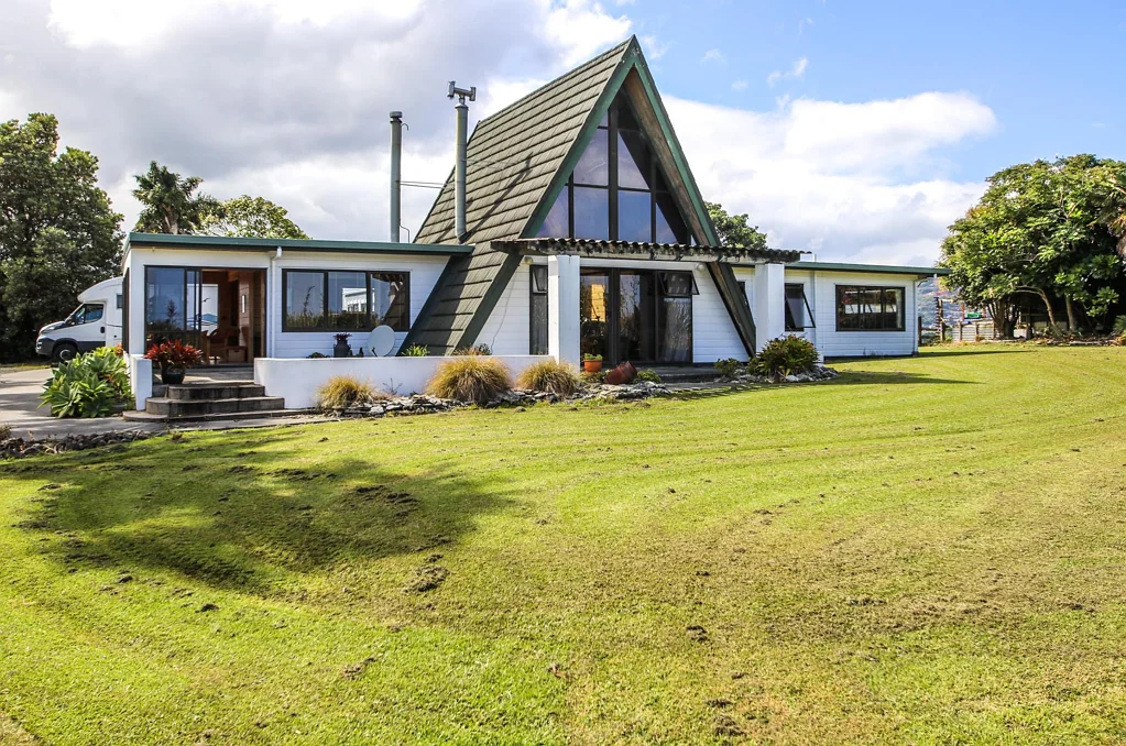 Kaitaia On The Town Boundary