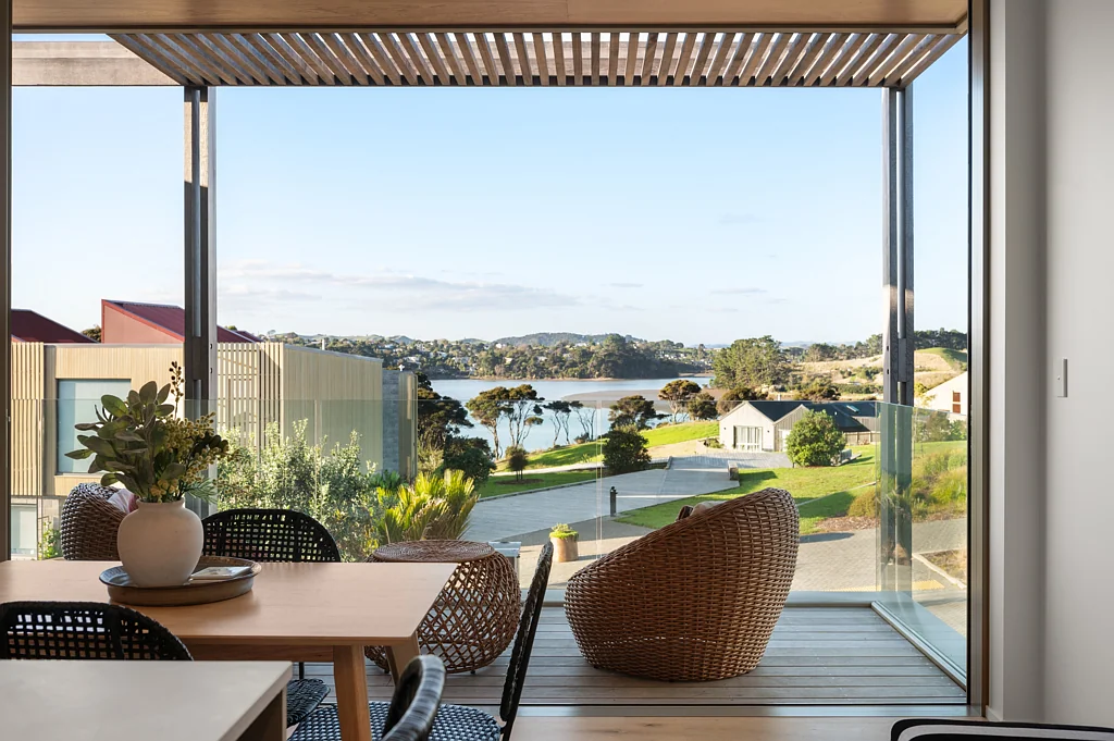 Raglan 3Kwarto Modern Coastal Elegance With Harbour Views
