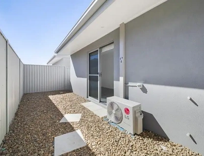 69b Deerubbin Drive, Glenmore Park, Outer Western Sydney, 1 Kuwarto, 1 Banyo, Studio