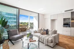 104/21 Henley Street, Como