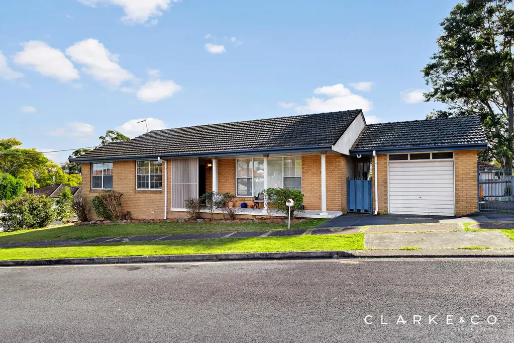 Shortland 3房  A SPACIOUS CORNER BLOCK IN A CONVENIENT LOCATION!