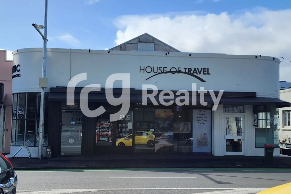 Newmarket Broadway Prime Retail Opportunity