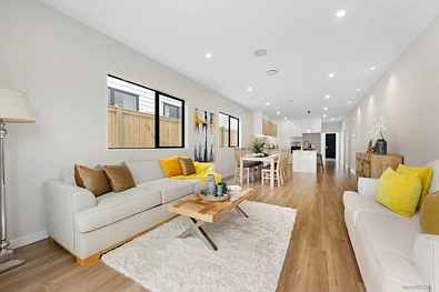 5 Bedroom with 1 Bedroom Separate Access!