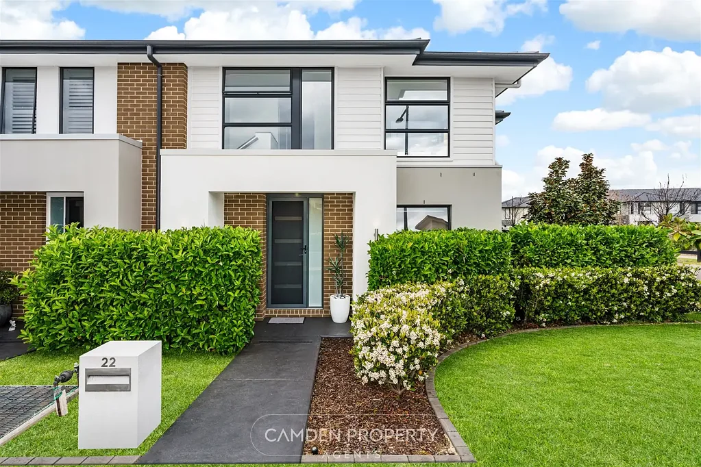 22 Law Crescent, Oran Park, NSW 2570