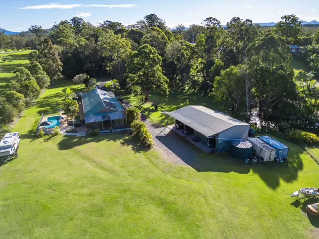 Urunga 6房  Riverfront Lifestyle with Everything you Could Want!