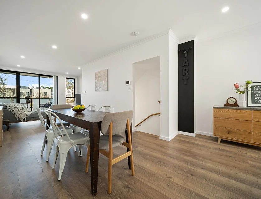 31/128 Easty Street, Phillip, Woden Valley District, 3房, 3浴, Townhouse