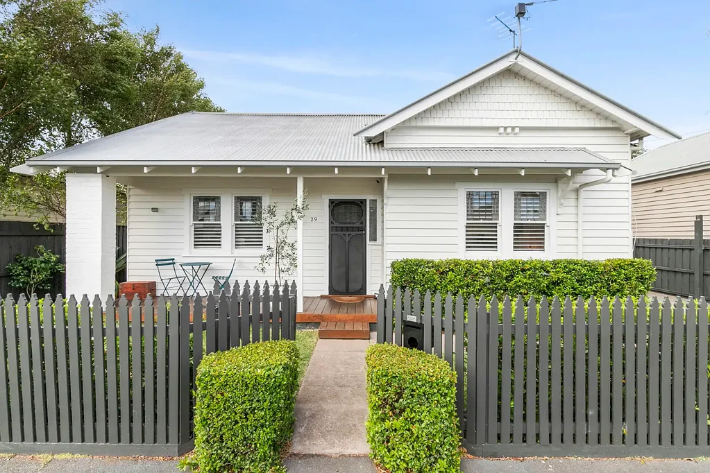 Luxurious Living in the heart of Geelong West