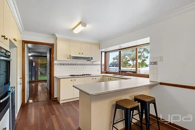 6 Hulme Court, Hillside, VIC 3037, 3房, 2浴, House
