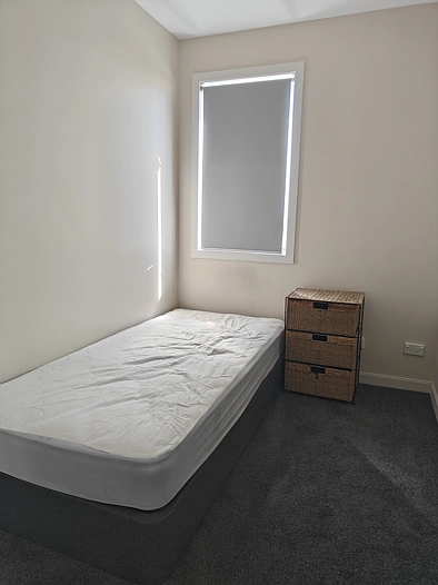 2 Bed Apartment + Car Park in Imperial Gardens (Auckland CBD)