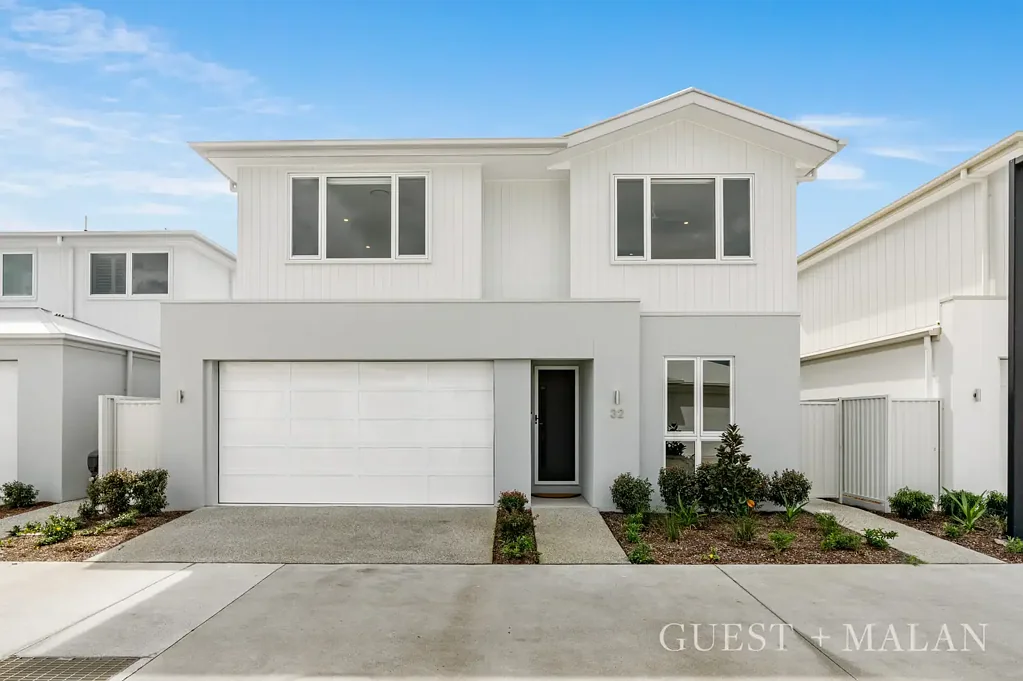 Tweed Heads South 3 Bedroom Refined Resort-Style Living in the Sought-After GemLife Community