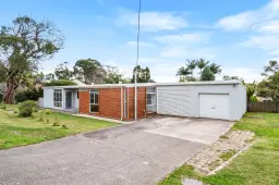 1 EK Avenue, Charlestown